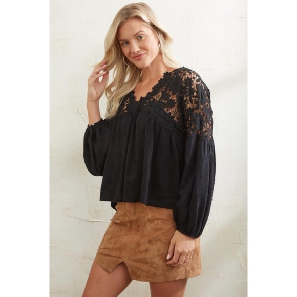 Free People Tops - Free People Lina Blouse in Black Size Medium